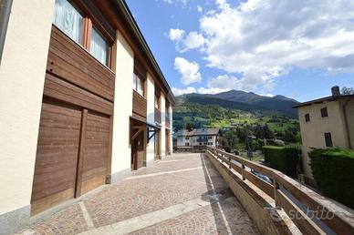 Attico / Mansarda di 97 m² con 4 locali e box auto