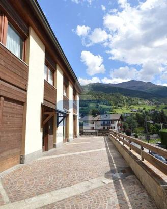 Attico / Mansarda di 97 m² con 4 locali e box auto