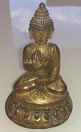 BUDDHA IN BRONZO DORATO Cina, XVIII secolo
