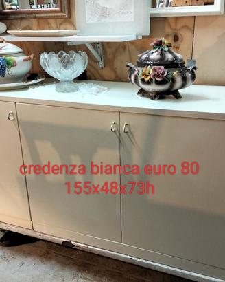 credenza bianca