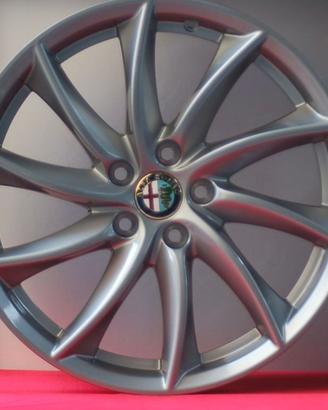 Cerchi  in lega originali e gomme alfa romeo 18’