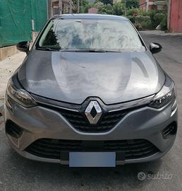 Renault Clio 1.0 tce 90 cv Equilibre 2023 Benzina