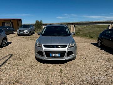 Ford Kuga 2.0 TDCI 120 CV S&S 2WD Titanium