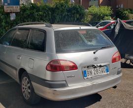 TOYOTA Avensis 1ª serie - 2000