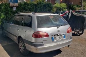 TOYOTA Avensis 1ª serie - 2000