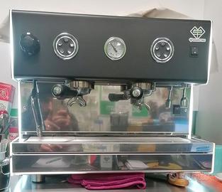 MACCHINA DA CAFFE' SEMIPROFESSIONALE