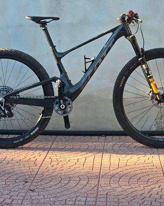 SPARK RC EVO HMX