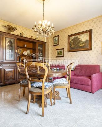 VENDITA BILOCALE IMMERSO NEL VERDE