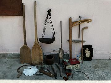 Stock attrezzi antichi modernariato