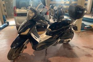 Beverly 300 del 2011