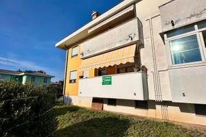 APPARTAMENTO TRICAMERE CON CANTINA E GARAGE