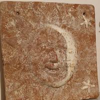 Stele effigie sole e luna artigianale 