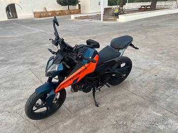 KTM 125 duke 2025
