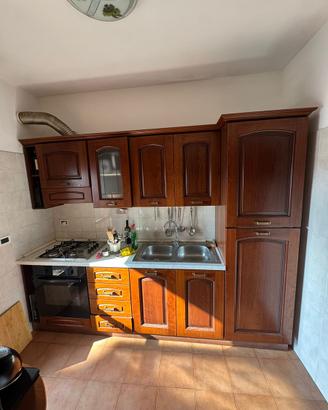 cucina in legno compensato