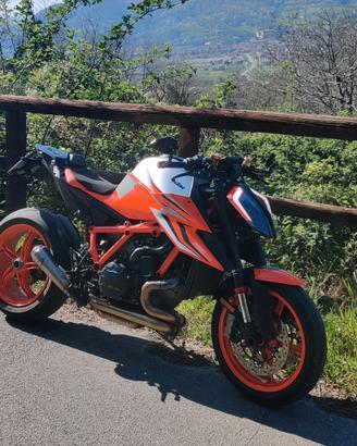KTM Super Duke 1290 2022