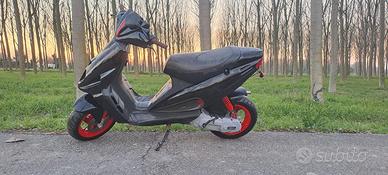 Malaguti phantom f12 -50cc digit a liquido