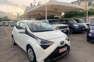 Toyota Aygo 1.0 72 CV 5 porte 82000 KM