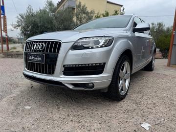 Audi Q7 3.0 V6 TDI 240 CV quattro tiptronic Advanc