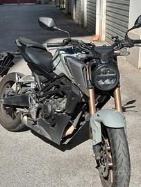 Honda CB125R 2021