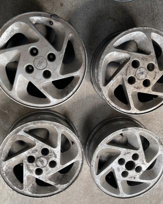 Cerchioni FORD Escort XR3i/ V RS2000 16v da 15”