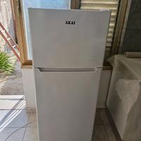 Frigorifero AKAI