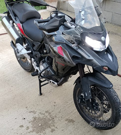 Benelli trk 502x