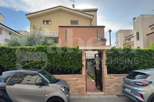 Villa o villino Lusciano [Cod. rif 3257814VRG]