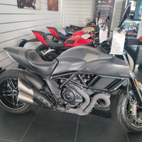 Ducati Diavel carbon