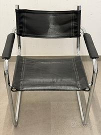 Set 4 sedie cantilever stile Bauhaus in pelle nera