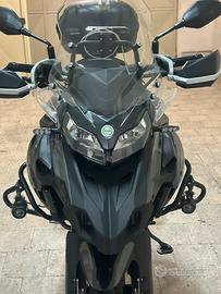 Benelli TRK 502X