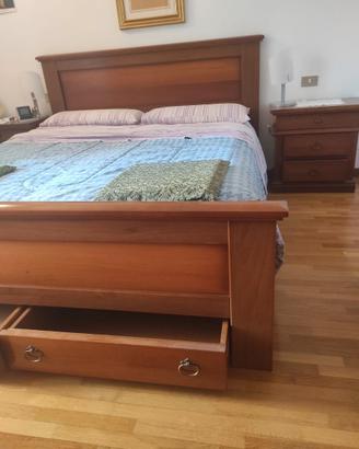 Letto matrimoniale completo con 2 cassettoni