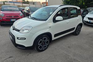 Fiat Panda 1.0 FireFly S&S Hybrid City Cross