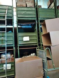 cassoni sovrapponibili in lamiera con sportello