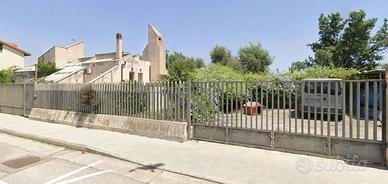 Immobile in asta di 463 m² con 4 locali e box auto
