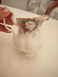 Lattiera Royal Albert, Celebration