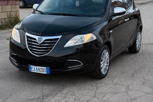Lancia Ypsilon 1.2 69 CV Platinum