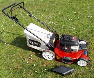 Rasaerba Toro con trazione e motore Honda 