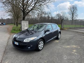 Renault megane 15 diesel.
