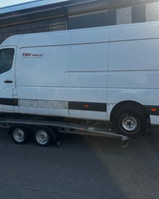 Renault master