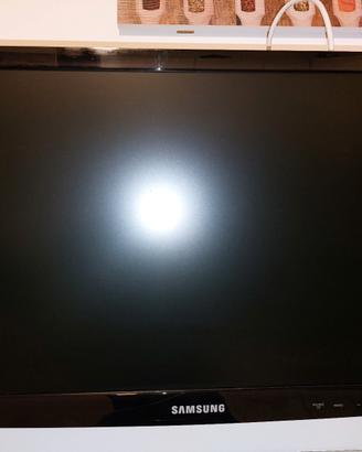 TV/Monitor samsung LED FHD 22 pollici