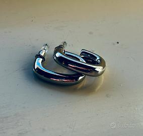 Orecchini color argento