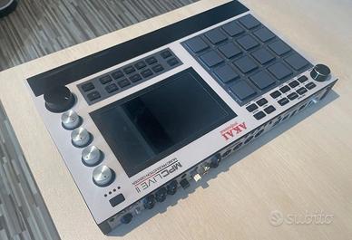 Akai mpc live 2