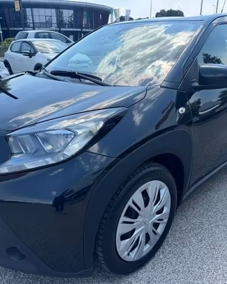 Toyota Aygo X 1.0B (72 CV) Active