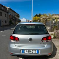 VW GOLF
