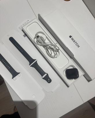 Apple Watch SE GPS 44 mm