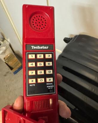 Telefono a tastiera manuale con supporto
