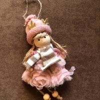 Deliziosa decorazione bambolina rosa