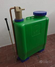 Pompa irroratrice a spalla