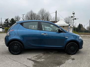 LANCIA YPSILON MY 21 Ecochic