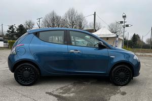 LANCIA YPSILON MY 21 Ecochic